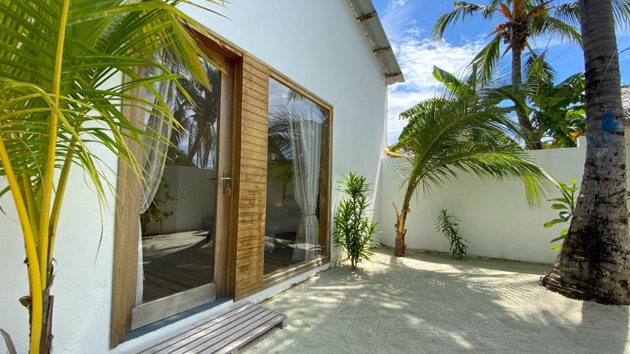 Villa Kudi Maldives Guest House Thulusdhoo Bagian luar foto